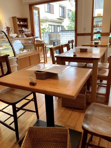 ベルグフェルド御成店　店内（2025年）