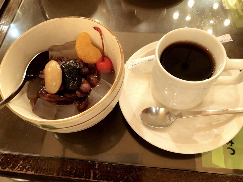 珈琲チルチル　みつ豆とコーヒー